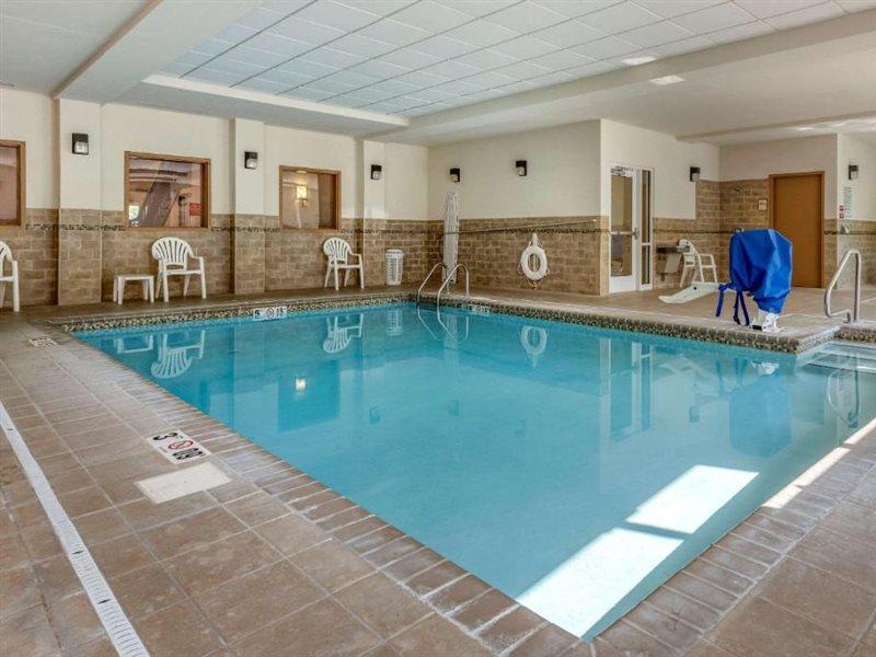 Comfort Inn & Suites Dover Bagian luar foto